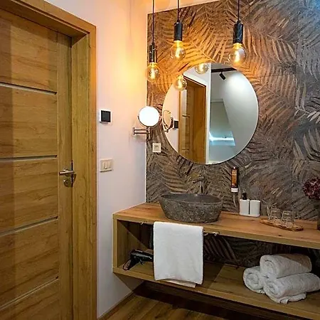 Hisa Trelc- Sobe Kamnik