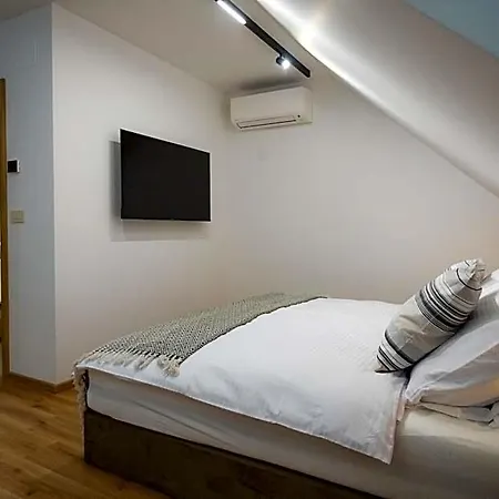 Hisa Trelc- Sobe Hotel